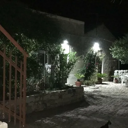 In Campagna Al Mauto 4*