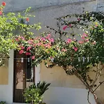 In Campagna Al Mauto Μόντικα
