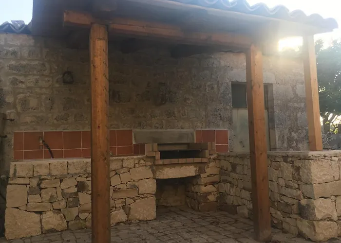 In Campagna Al Mauto 4*