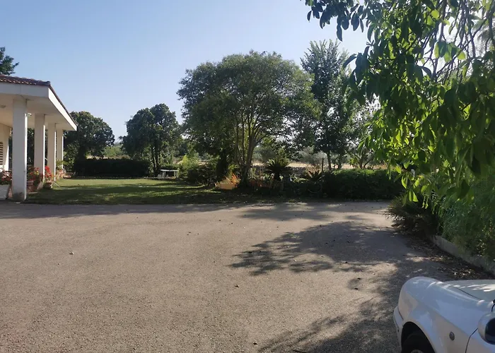 Πανσιόν In Campagna Al Mauto Μόντικα